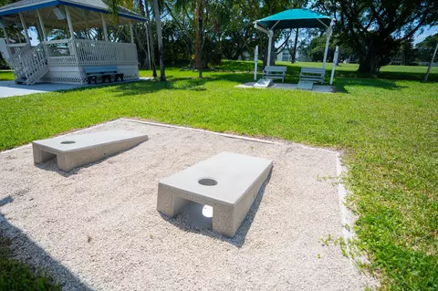 466 Grantham E, Deerfield Beach, FL 33442 photo 93