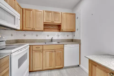 39 Normandy A, Delray Beach, FL 33484 photo 6