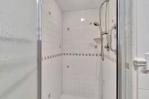 39 Normandy A, Delray Beach, FL 33484 photo 10