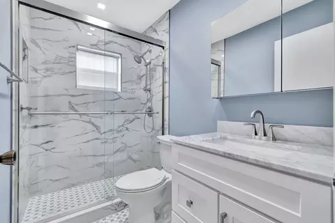 39 Normandy A, Delray Beach, FL 33484 photo 12