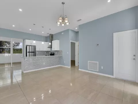 4285 20th Ave SE, Naples, FL 34117 photo 7