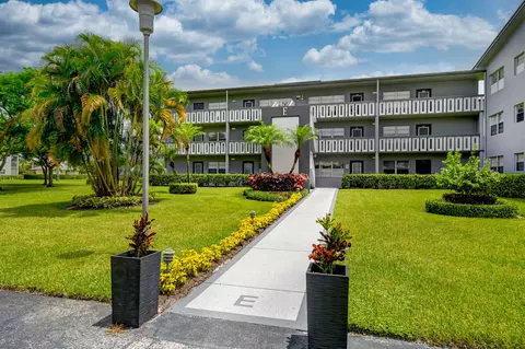 169 Suffolk E, Boca Raton, FL 33434