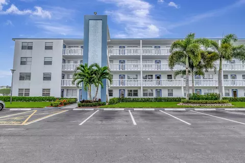 1016 Exeter A, Boca Raton, FL 33434