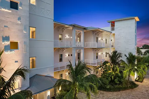 51 SE Seminole St #403, Stuart, FL 34994 photo 8