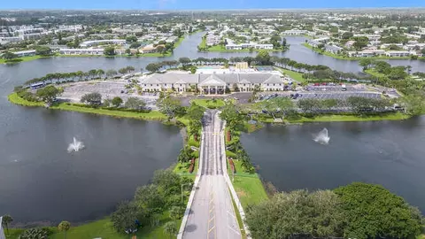 201 Waltham I #201, West Palm Beach, FL 33417