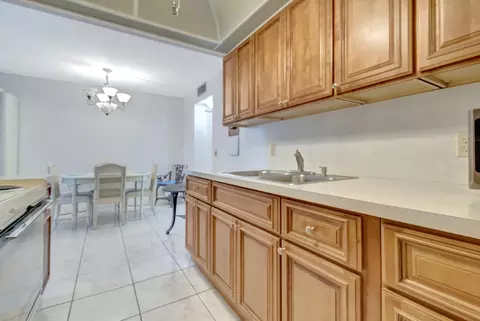 1071 Cornwall D, Boca Raton, FL 33434 photo 19