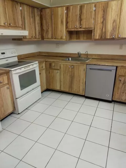567 Piedmont L #L, Delray Beach, FL 33484