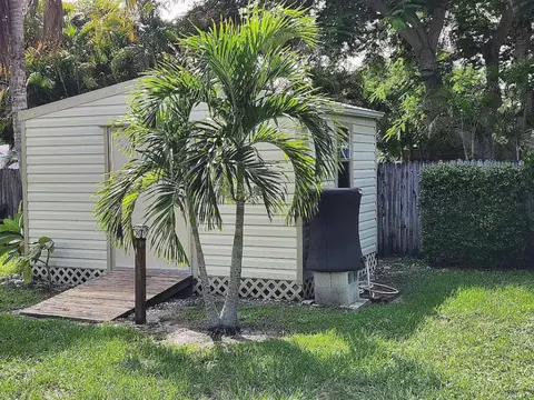 808 SE Ocean Ave, Stuart, FL 34996 photo 24