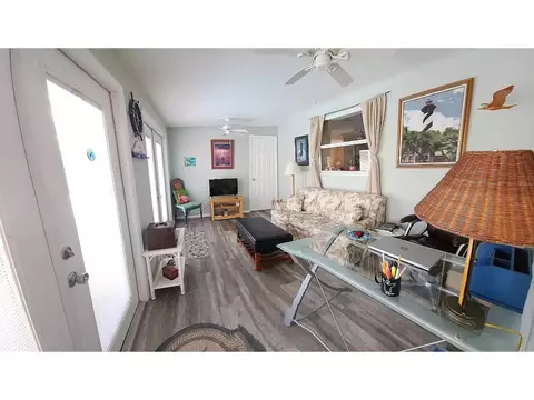 808 SE Ocean Ave, Stuart, FL 34996 photo 14
