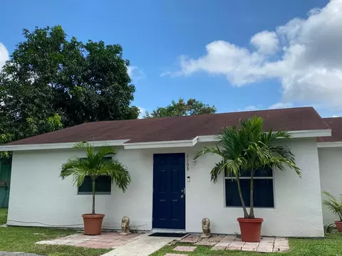 4170 Sanders Dr, Lake Worth, FL 33461