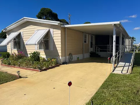 17011 Grande Terre Bay, Boynton Beach, FL 33436