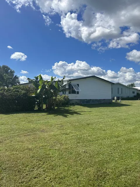 7101 SE Birchwood Ln, Stuart, FL 34997 photo 17