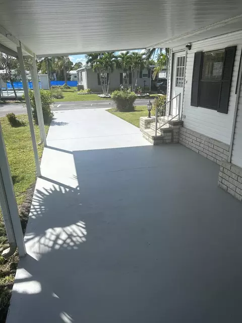 7101 SE Birchwood Ln, Stuart, FL 34997 photo 3