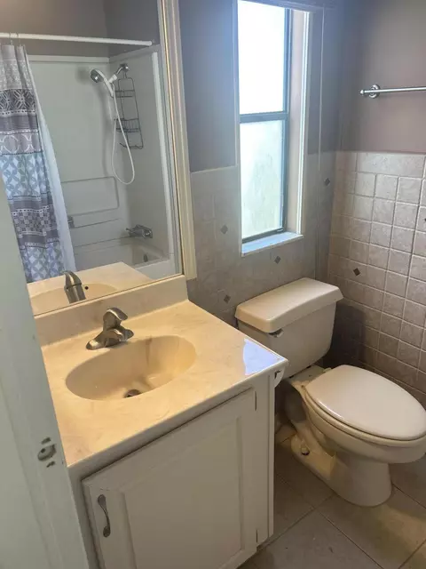7101 SE Birchwood Ln, Stuart, FL 34997 photo 9