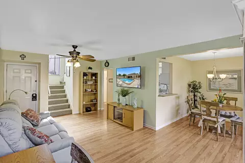 1061 NW 13th St #1, Boca Raton, FL 33486