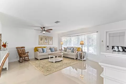 925 E River Dr, Margate, FL 33063 photo 8