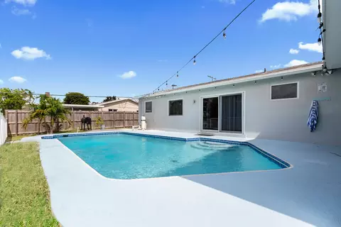 925 E River Dr, Margate, FL 33063 photo 24