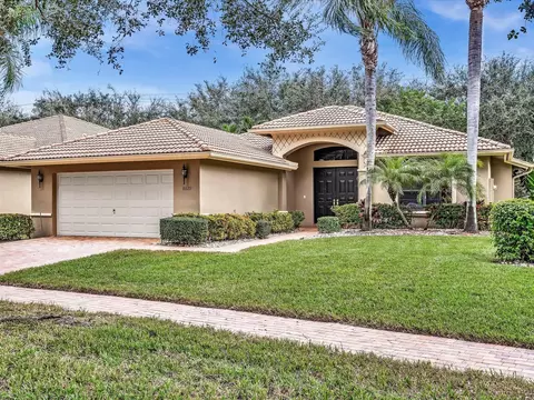 8029 Via Grande, Boynton Beach, FL 33437