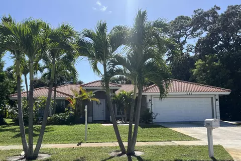 1753 17th Ave, FL 33460