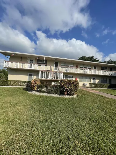 183 Cambridge #H, West Palm Beach, FL 33417