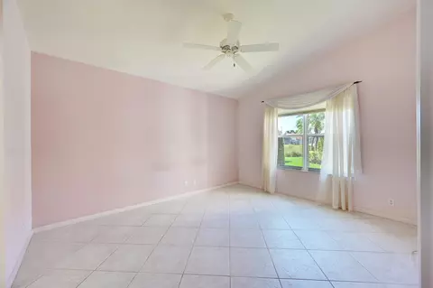 10374 Utopia Cir E, Boynton Beach, FL 33437 photo 12