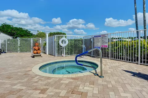 10374 Utopia Cir E, Boynton Beach, FL 33437 photo 33