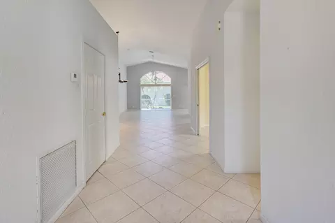 10374 Utopia Cir E, Boynton Beach, FL 33437 photo 3