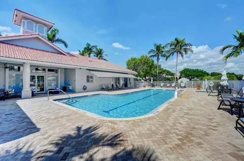 10374 Utopia Cir E, Boynton Beach, FL 33437 photo 32