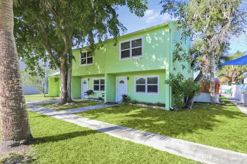 914 Shorewinds Dr, Fort Pierce, FL 34949