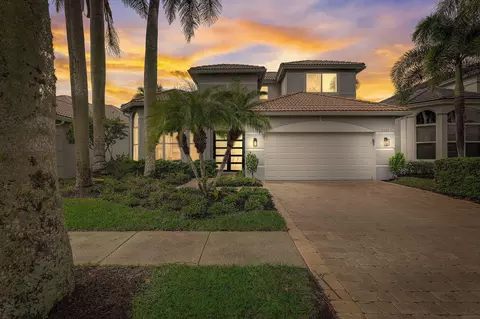 9009 Sand Pine Ln, West Palm Beach, FL 33412