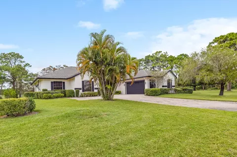 18638 SE Old Trail East Dr E, Jupiter, FL 33478 photo 4