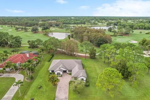 18638 SE Old Trail East Dr E, Jupiter, FL 33478 photo 2