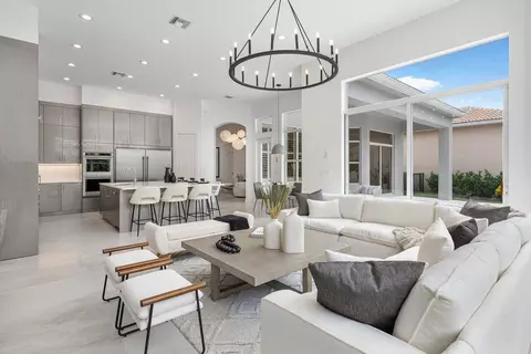 501 Via Toledo, Palm Beach Gardens, FL 33418
