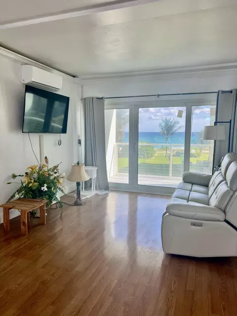 1041 Hillsboro Mile #15, Hillsboro Beach, FL 33062