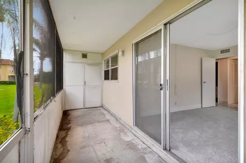 200 Saxony E, Delray Beach, FL 33446 photo 33