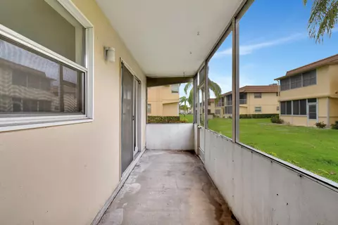 200 Saxony E, Delray Beach, FL 33446 photo 35