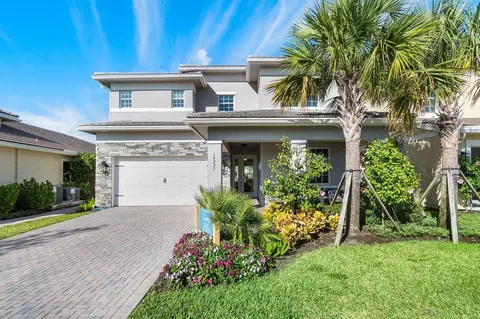 19227 Rolling Acres Rd, Loxahatchee, FL 33470