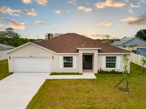 470 Mercer St NW, Palm Bay, FL 32907