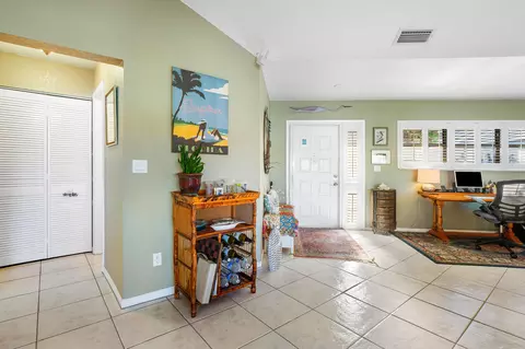 1127 E Seminole Ave #27A, Jupiter, FL 33477 photo 4