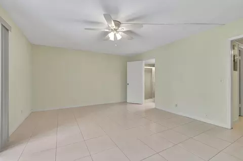 1091 Wolverton E, Boca Raton, FL 33434 photo 20