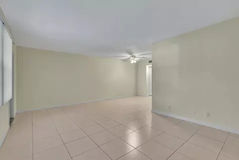 1091 Wolverton E, Boca Raton, FL 33434 photo 16