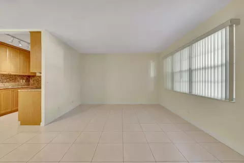 1091 Wolverton E, Boca Raton, FL 33434 photo 15