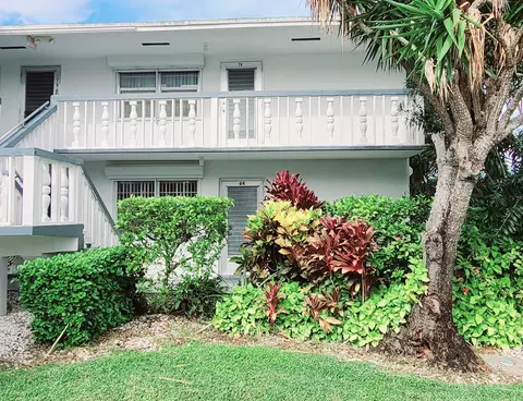 64 Canterbury #C, West Palm Beach, FL 33417