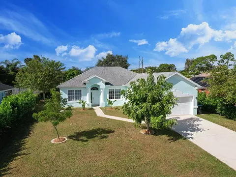 3562 SW Vollmer St, Port Saint Lucie, FL 34953