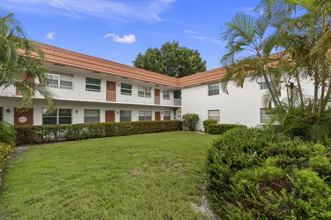 2600 SE Ocean #B-5, Stuart, FL 34996