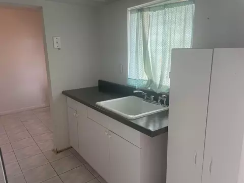20 Golfs Edge #E, West Palm Beach, FL 33417