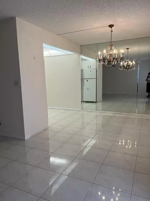 2035 Wolverton B, Boca Raton, FL 33434 photo 5