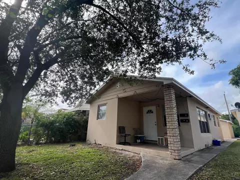411 S F St #A & B, FL 33460