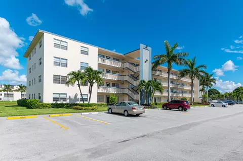 4015 Yarmouth A, Boca Raton, FL 33434