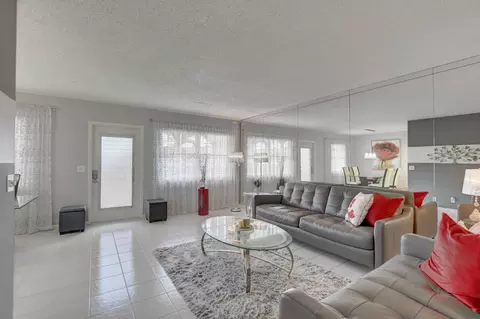 2066 Guildford D #2066, Boca Raton, FL 33434